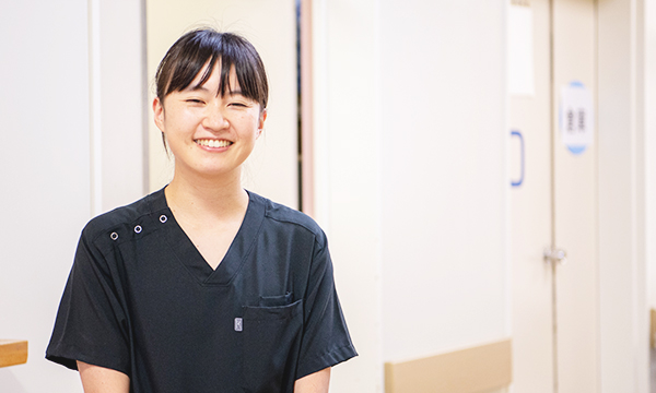 目時 佳恵 先生
